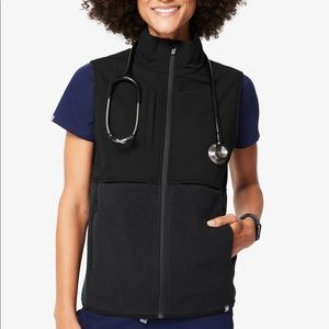Figs Women's 251 Performance 2.0 Black Fleece Vest